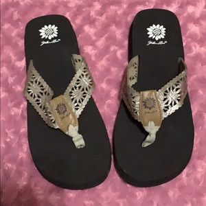New Yellow box flip flops